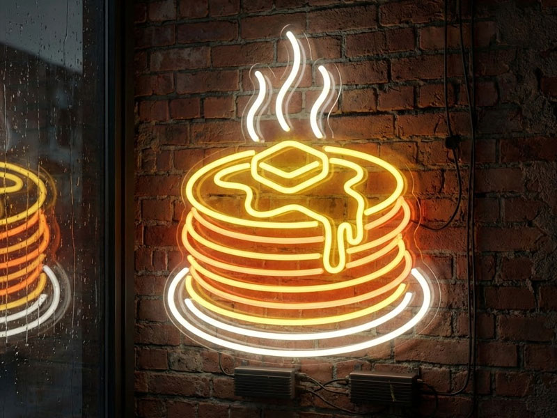 Неоновая вывеска «Блины»