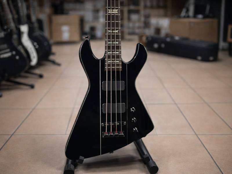 Бас-гитара Dean Demonator 4 CBK Classic Black