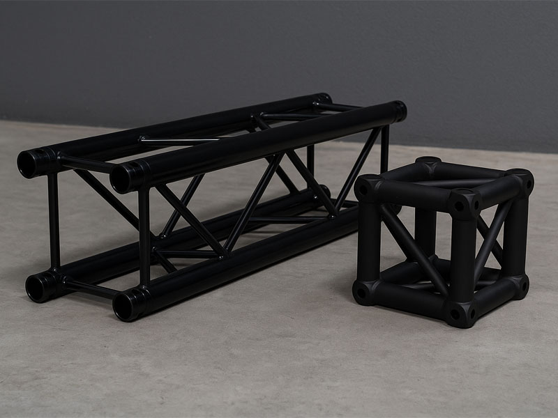 Черные квадратные фермы 290х290мм