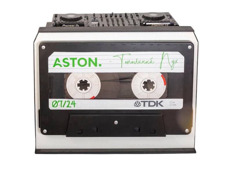 Ди-джейский стол-кассета