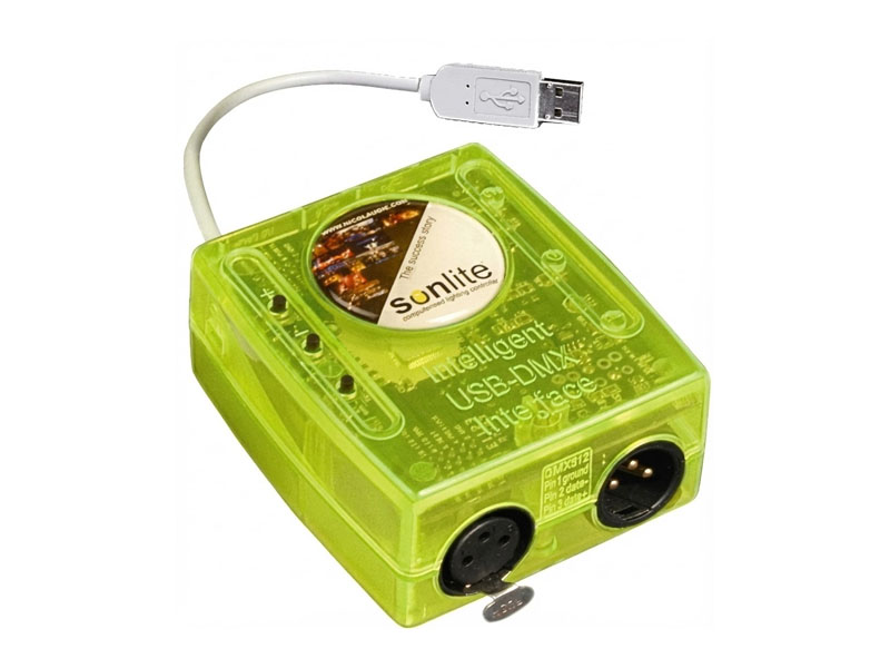 DMX контроллер Sunlite и ноутбук с программой