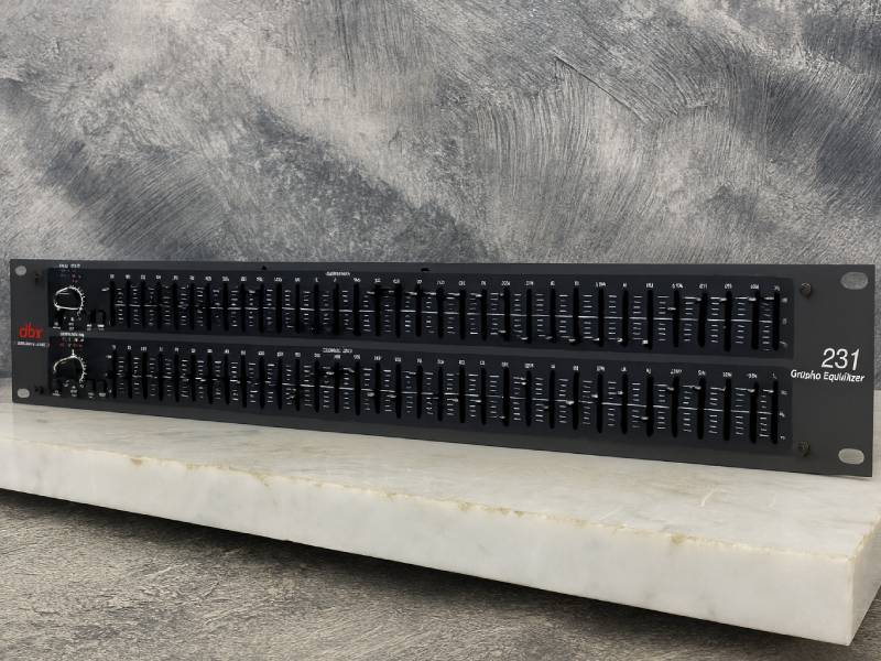 Эквалайзер DBX 231-EU двухканальный графический