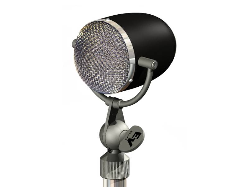 Electro-Voice Blue Raven на вертикальной стойке