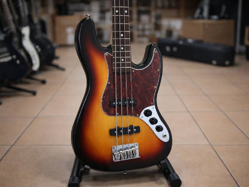 Бас-гитара Фендер Джаз-бас