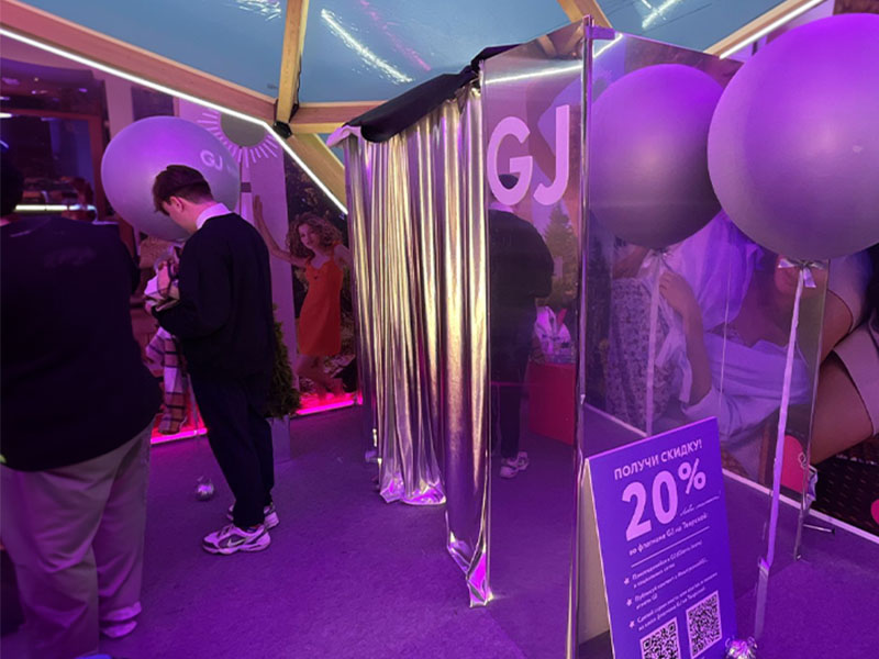 Зеркальная фотобудка