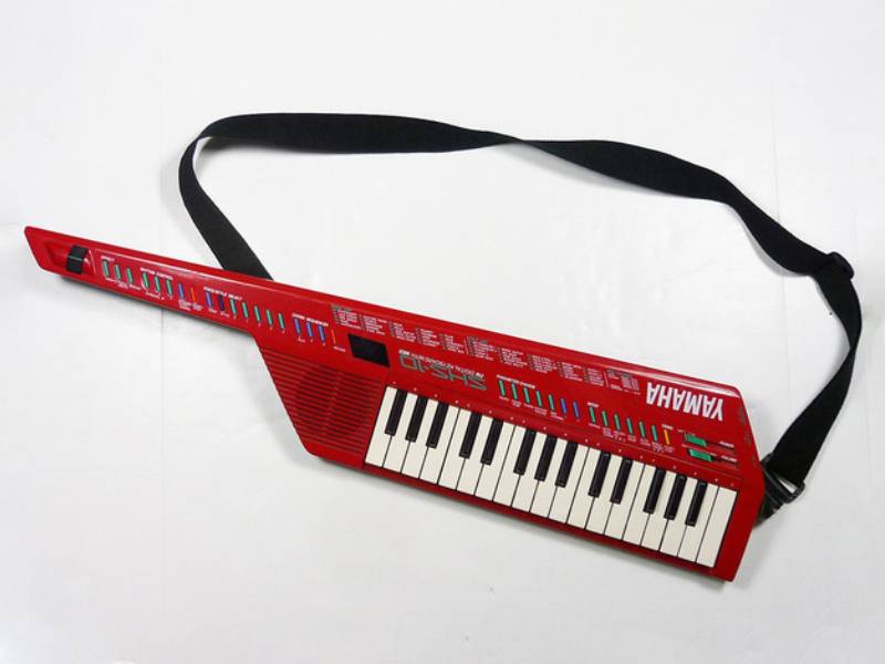 Гитарообразная клавиатура с колесом Keytar Yamaha SHS-10 - клавитара