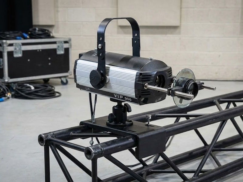 Гобо-проектор CLAY PAKY VIP 300