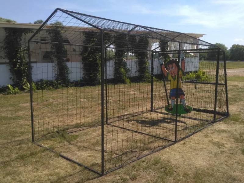 Точный гол «Крутящийся Футболист»