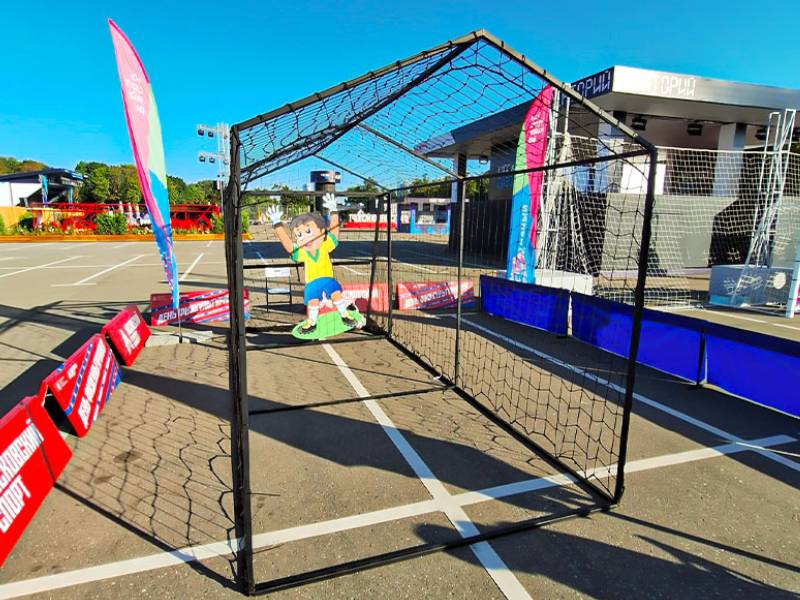 Точный гол «Крутящийся Футболист»