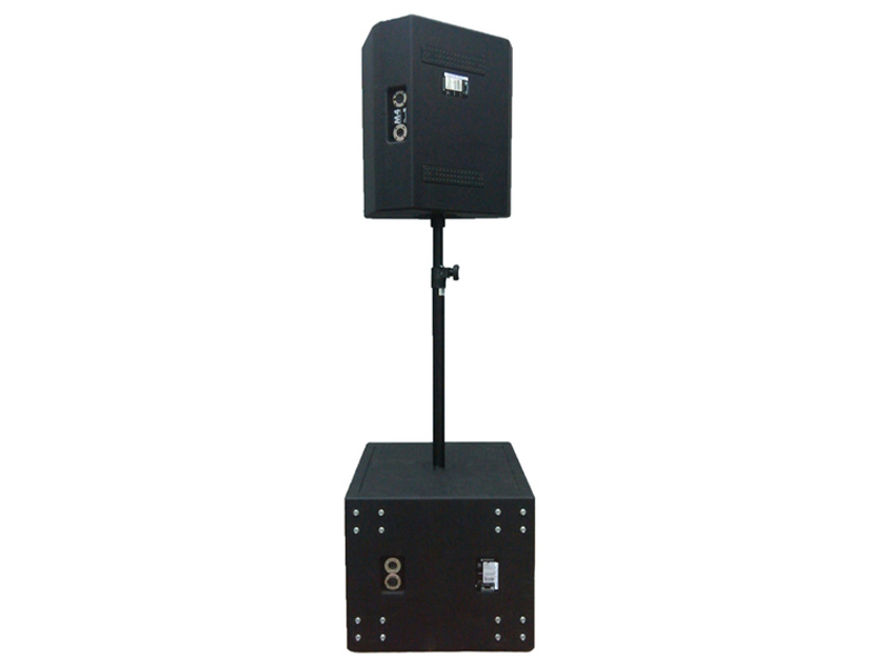 Комплект из 2 сабвуферов (d&b audiotechnik Q-Sub) и 2 сателлитов