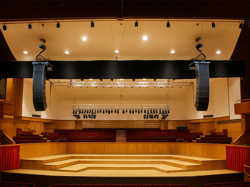 Линейный массив Q-серия d&b audiotechnik