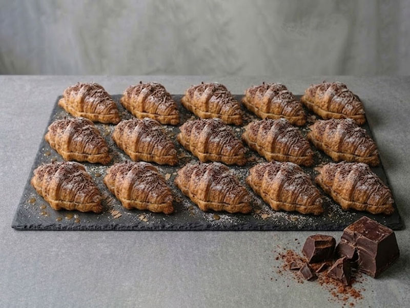 Набор круассанов с шоколадом — вид 2
