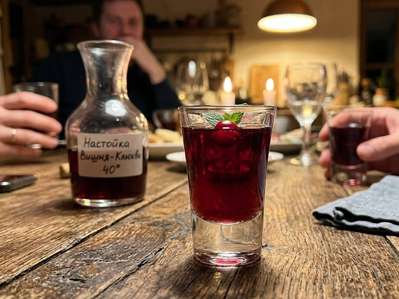 Настойка «Вишня-клюква»