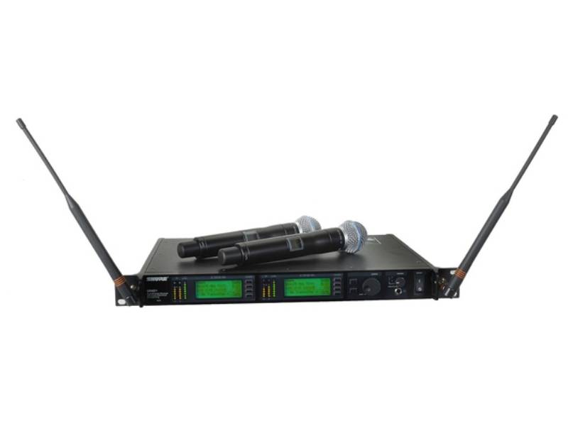 Пара радиомикрофонов SHURE UR4D/2 SHURE UR2 sm58BETA