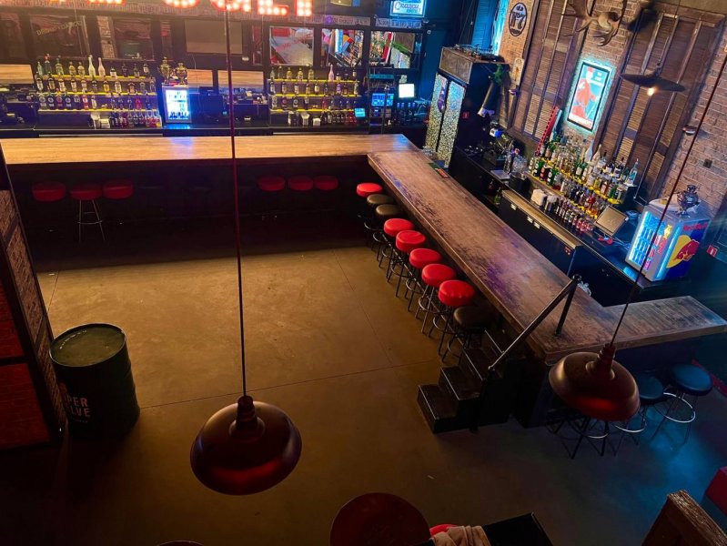 Ночной клуб и бар Crazy Loft в самом центре Москвы (м. Театральная) — фото 8
