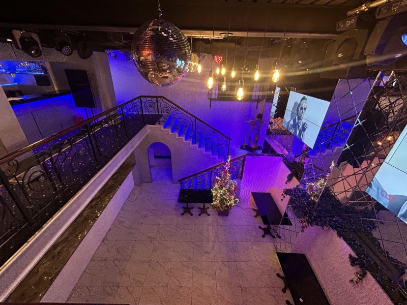 Двухуровневый VERO_ LOFT&KARAOKE «все включено» с караоке и диджеем — фото 5