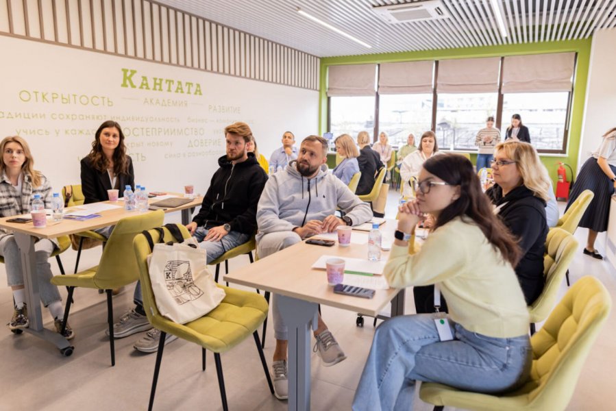 Академия Кантаты, Зал 6 - просторный и светлый конференц-зал с проектором до 50 человек — фото 5