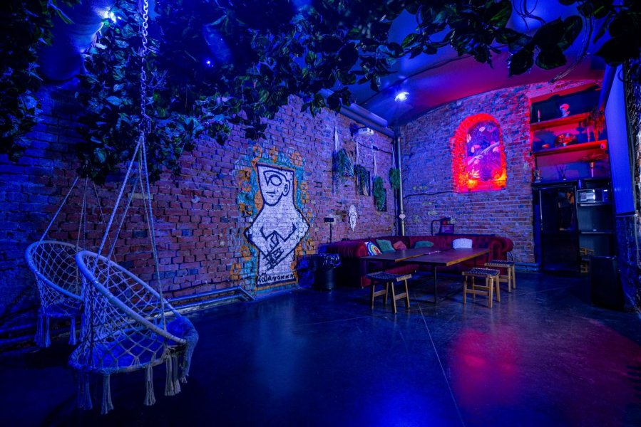 Boho Loft - дизайнерский стильный лофт с картинами и зеленой зоной на Бауманской — фото 3