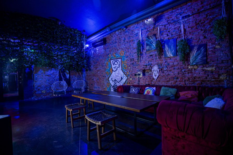 Boho Loft - дизайнерский стильный лофт с картинами и зеленой зоной на Бауманской — фото 4