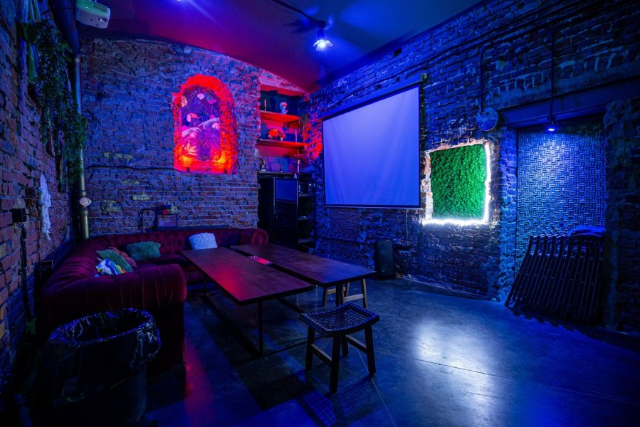 Boho Loft - дизайнерский стильный лофт с картинами и зеленой зоной на Бауманской — фото 8