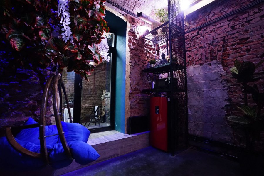 Budda loft с уютной верандой и грилем — фото 4