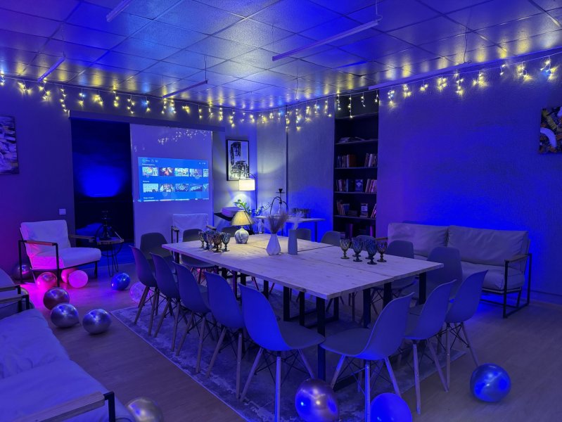 Помело - зал в скандинавском стиле с зоной для отдыха или кофе-брейков на Павелецкой — фото 2
