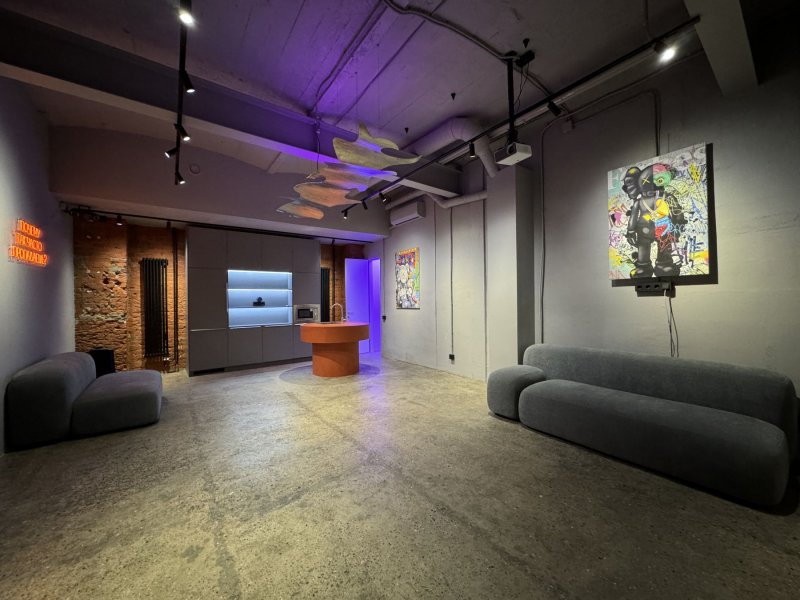 Solo Loft - небольшой зал в современном стиле и нейтральных тонах на Бауманской — фото 8
