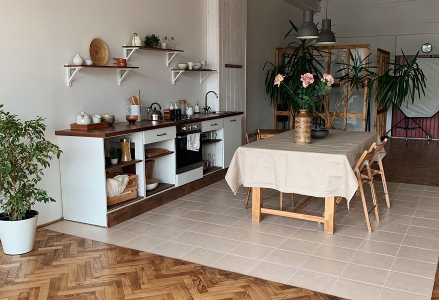 Studio 33/13 зал Paris - лофт в стиле квартиры с кухней на Варшавке — фото 4