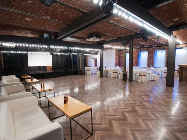 Фарфор, Loft 300 - большой исторический лофт на Бауманской — фото 1