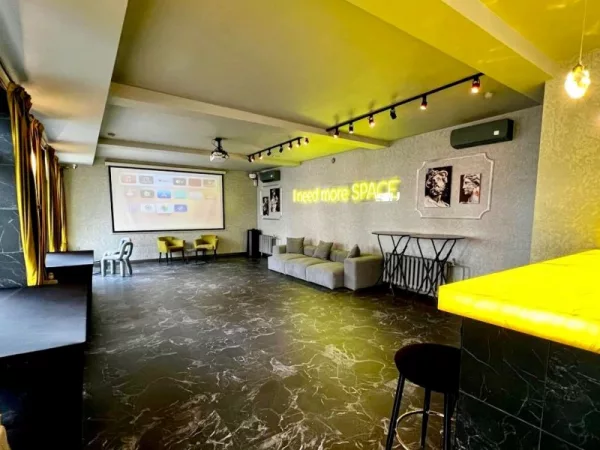 Luna Loft - площадка в лаконичном и современном лунном стиле на Бауманской — фото 1