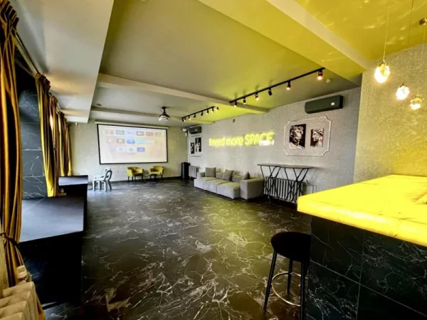 Luna Loft - площадка в лаконичном и современном лунном стиле на Бауманской — фото 2