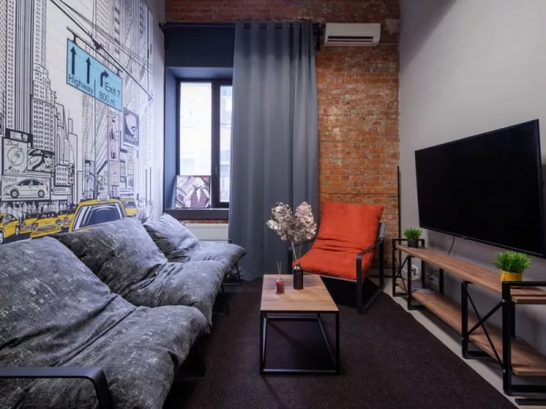 River.Loft - зал в светлых тонах с видом на набережную Москвы-реки на Тульской — фото 3