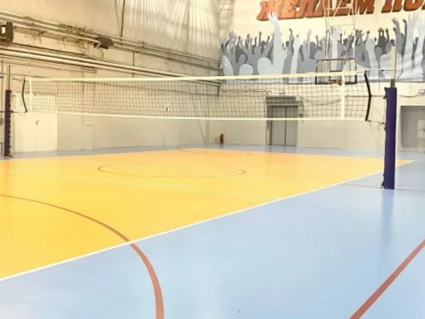 Зал для баскетбола, волейбола, бадминтона, футбола в спорткомплексе «Арена 4 Спорта» — фото 1