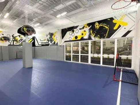 Игровой зал в «Arena Play Север» — фото 1
