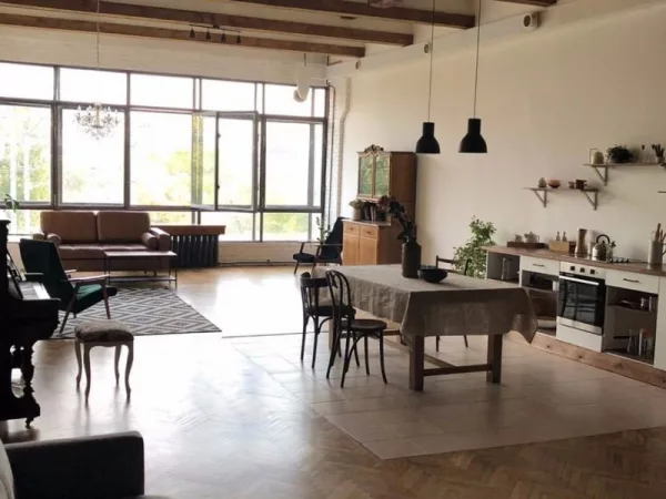 Studio 33/13 зал Paris - лофт в стиле квартиры с кухней на Варшавке — фото 1