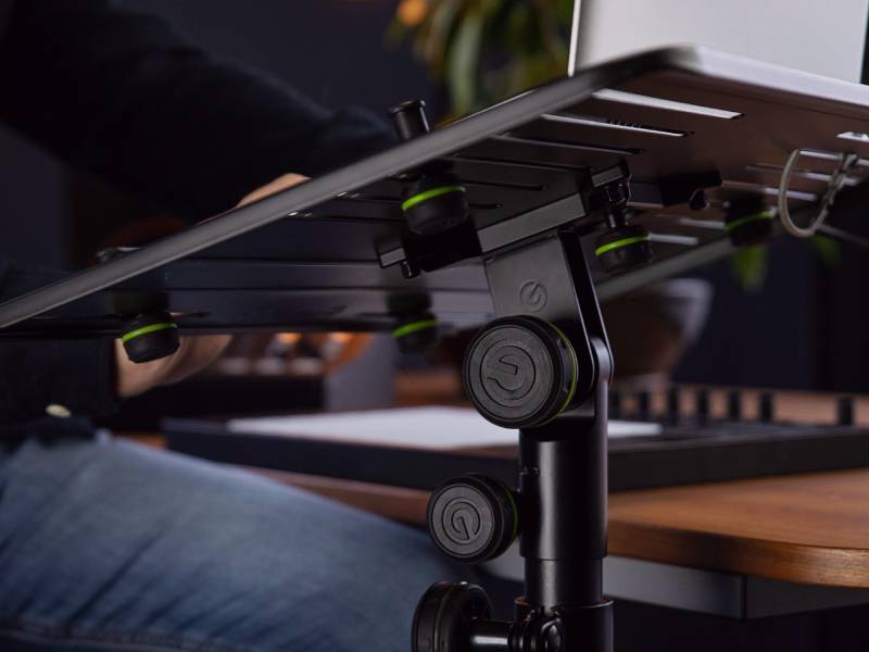 Подставка под ноутбук Gravity lts tray 1