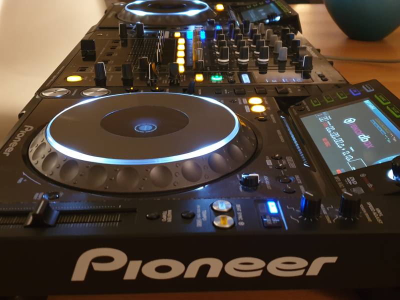 Проигрыватели Pioneer CDJ-2000 NXS2 / Nexus2