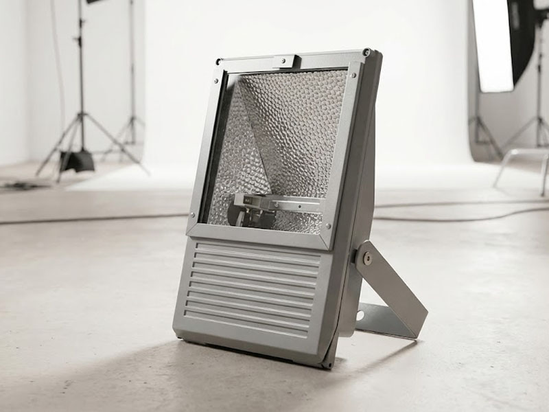 Прожектор архитектурный EUROLITE outdoor spot 150W WFL white