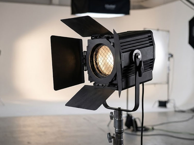 Прожектор ART LIGHTING INTERNATIONAL FHR 1000