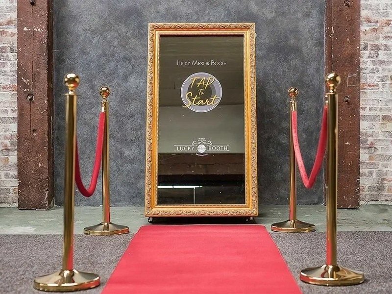 Селфи зеркало Багетное в аренду