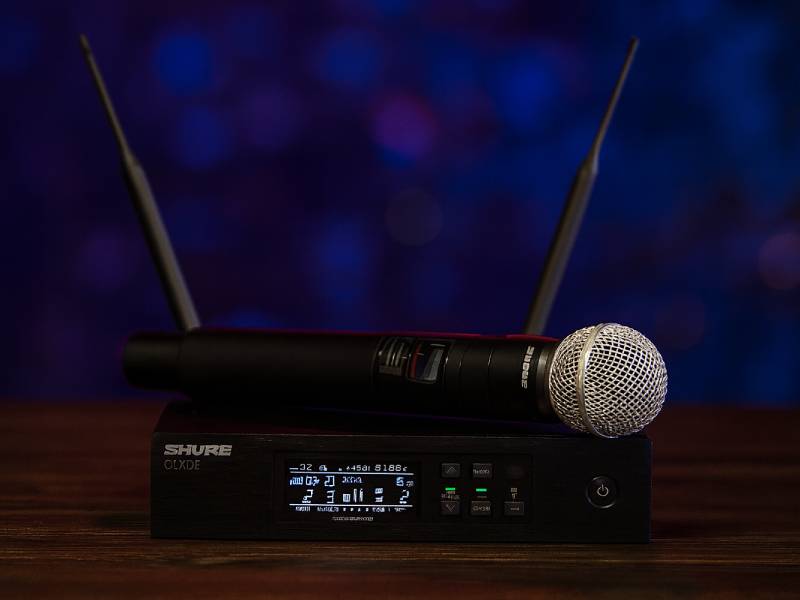 Микрофон SHURE QLXD4-P51/QLXD2