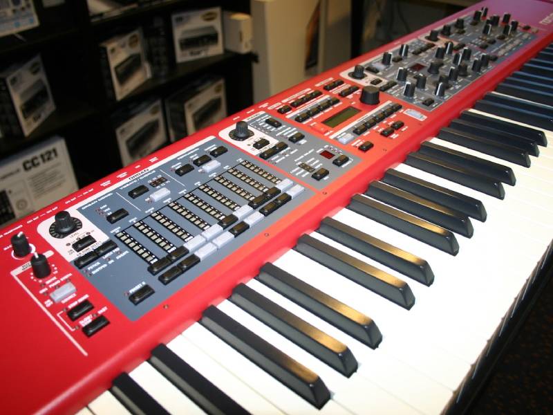 Синтезатор Clavia Nord Stage 2 HA88