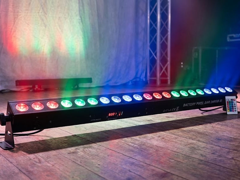 Светодиодный бар RGB 24x3W