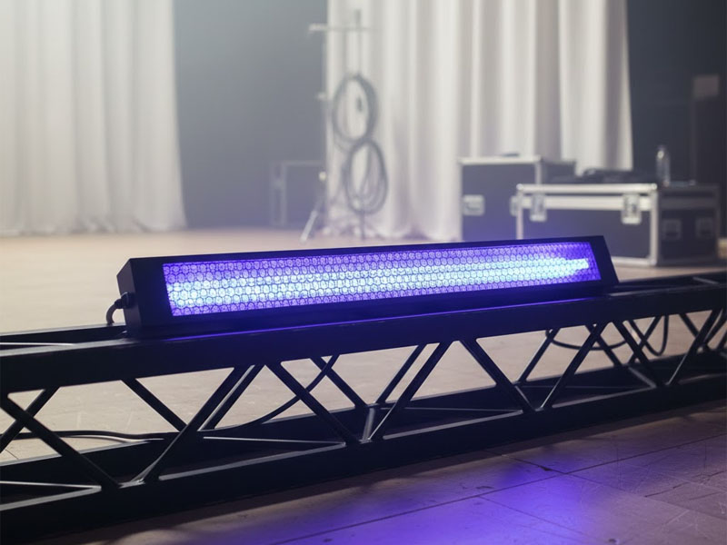 Ультрафиолетовый прожектор Blacklight UV 40W