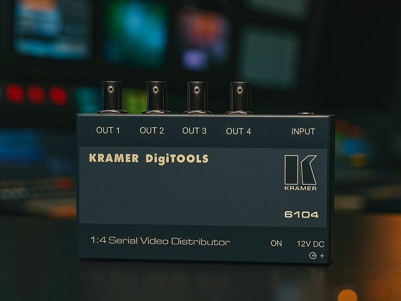 Усилитель распределитель Kramer 6104