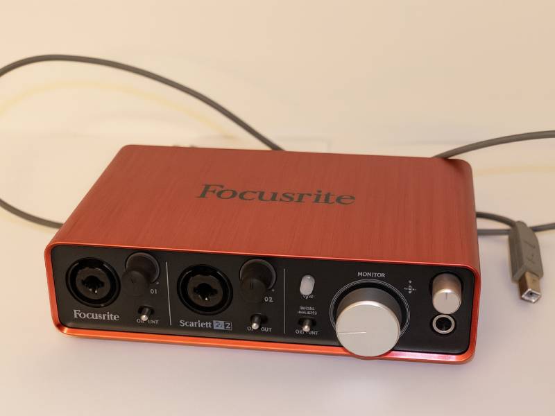 Внешняя звуковая карта Focusrite Scarlett 2i2 Интерфейс USB 2.0
