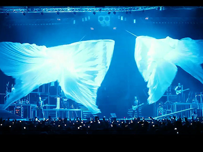 Всасывающийся кабуки-занавес автоматический