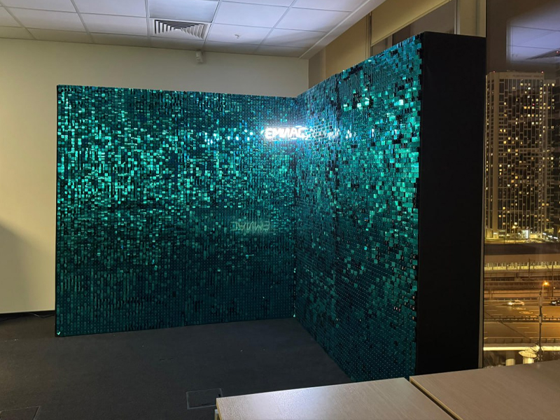 Зеленые пайетки