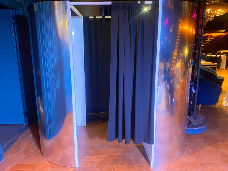 Зеркальная фотобудка