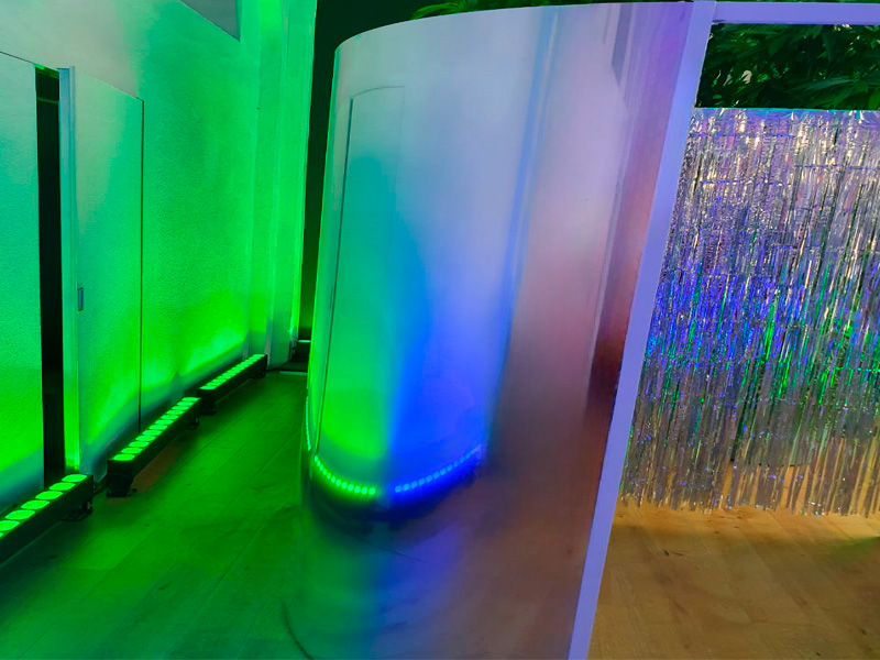 Зеркальная фотобудка